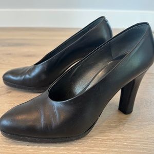 Via Spiga black leather pumps - size 8